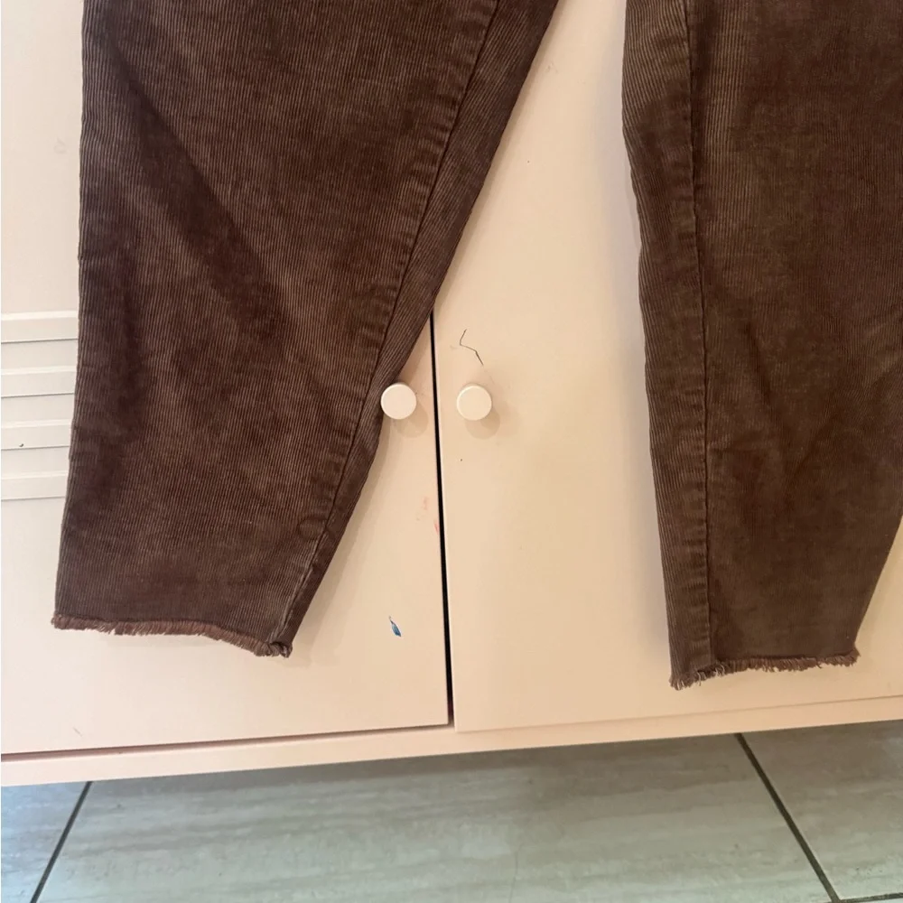 Aerie XXS corduroy brown overalls raw hems Adjustable strap - Picture 5 of 7